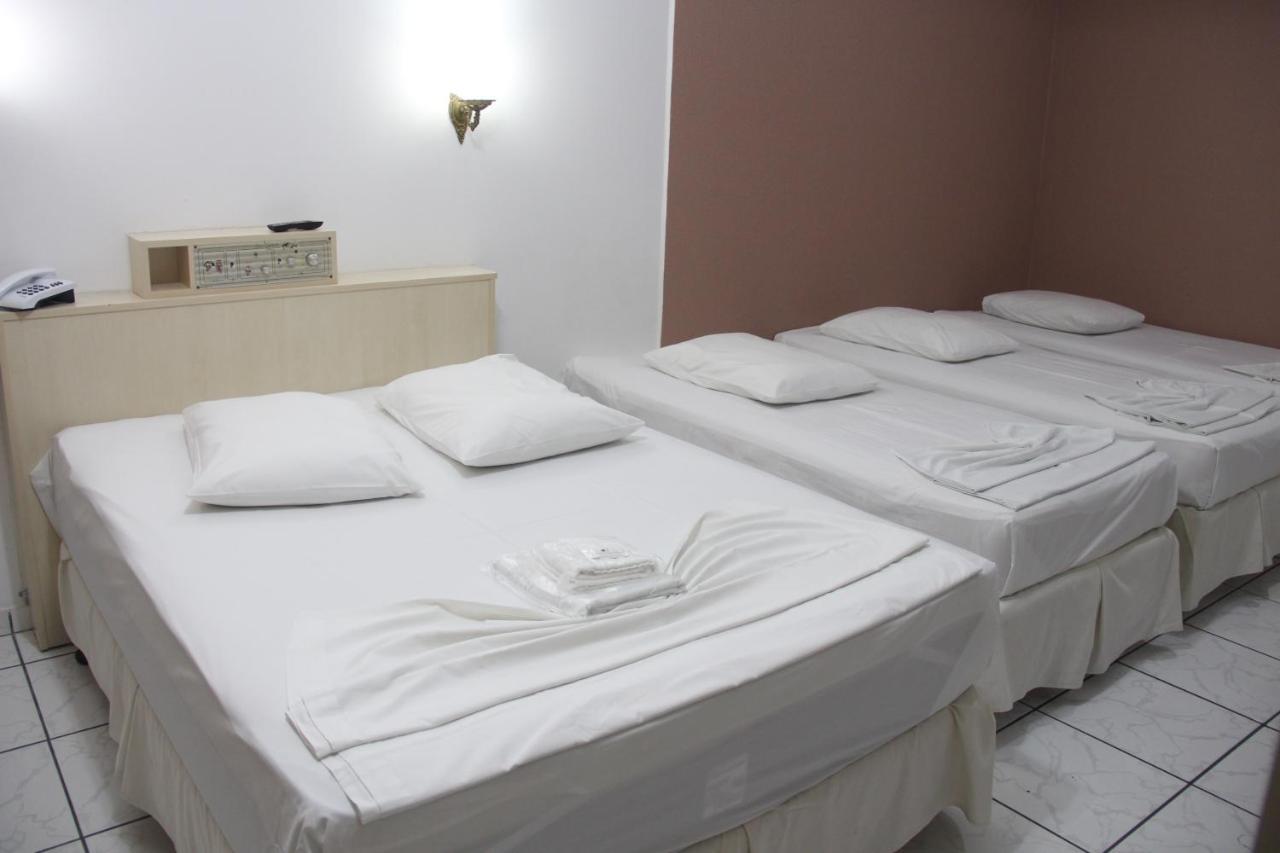 Oasis Chartouni 酒店 Blumenau